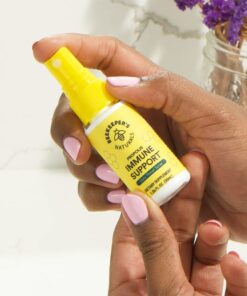 Propolis Throat Spray by Beekeeper's Naturals - 95% Bee Propolis Extract, Natural Immune Support & Sore Throat Relief - Antioxidants, Keto, Paleo, Gluten-Free (1.06 oz)(Pack of 1) Adult Propolis 1 Pack 1.06 Fl Oz (Pack of 1) 26 612qWcnwc2L