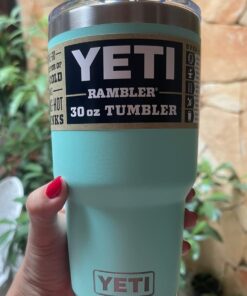 YETI Rambler 30 oz Stainless Steel Vacuum Insulated Tumbler w/MagSlider Lid Seafoam 1 Count (Pack of 1) 41 613MB1e8YpL