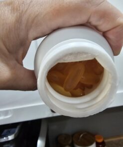 Nordic Naturals Ultimate Omega, Lemon Flavor - 90 Soft Gels - 1280 mg Omega-3 - High-Potency Omega-3 Fish Oil Supplement with EPA & DHA - Promotes Brain & Heart Health - Non-GMO - 45 Servings 90 Count (Pack of 1) 26 615oiHvisbL