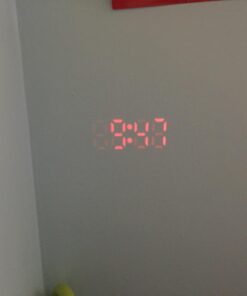 Magnasonic Projection Alarm Clock with AM/FM Radio, Battery Backup, Auto Time Set, Dual Alarm, Nap/Sleep Timer, Indoor Temperature/Date Display with Dimming & 3.5mm Audio Input - Black (EAAC601) 41 616HWmXXeIL