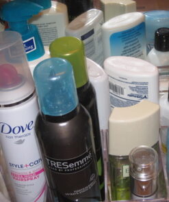 STORi 5-Compartment Clear Plastic Organizer | Rectangular Divided Makeup and Vanity Storage Bin and Office Desk Caddy | Scalloped Wall Design | Made in USA 51 616darNLLL