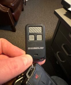 Chamberlain 956EV 3-button Garage Keychain Remote Control, 1 Pack 30 617N87L8M3L