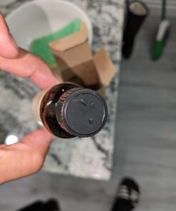 100% Pure Cinnamon Essential Oil - Premium Cinnamon Oil for Aromatherapy, Massage, Topical & Household Uses - 1 fl oz (Cinnamon) 18 617YkpNSqSL