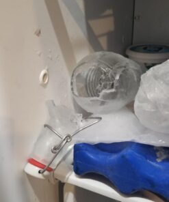 Bormioli Rocco Officina Water Bottle | 37.25 oz, Italian Glass Pitcher | Airtight Seal & Metal Clamp | Easy To Carry Handle, Dishwasher Safe & Eco-Friendly | Safe For Infused & Carbonated Drinks 33 617iumpjQL