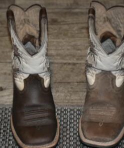 KIWI Shoe Conditioning Oil | Leather Care for Shoes, Boots, Furniture, Jacket, Briefcase and More | 2 5/8 Oz 37 618EY5diyNL