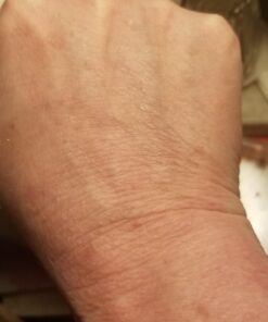 e.l.f. Flawless Finish Foundation, Improves Uneven Skin Tone, Lightweight, Medium Coverage & Semi-Matte, Vegan & Cruelty-Free, Bisque, 0.68 Fl Oz Natural 0.68 Fl Oz (Pack of 1) 46 618yq1kIuRL 2