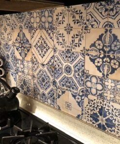 NuWallpaper NU2079 Nomad Damask Peel & Stick Wallpaper, Blue Turquoise 36 61973bPWgkL