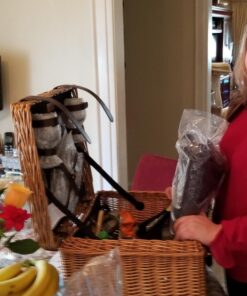 PICNIC TIME Romantic Canterbury Deluxe Wicker Picnic Basket Set for 2, with Blanket and Soft Cooler, One Size, Navy with Plaid 61 619GnEjPINL