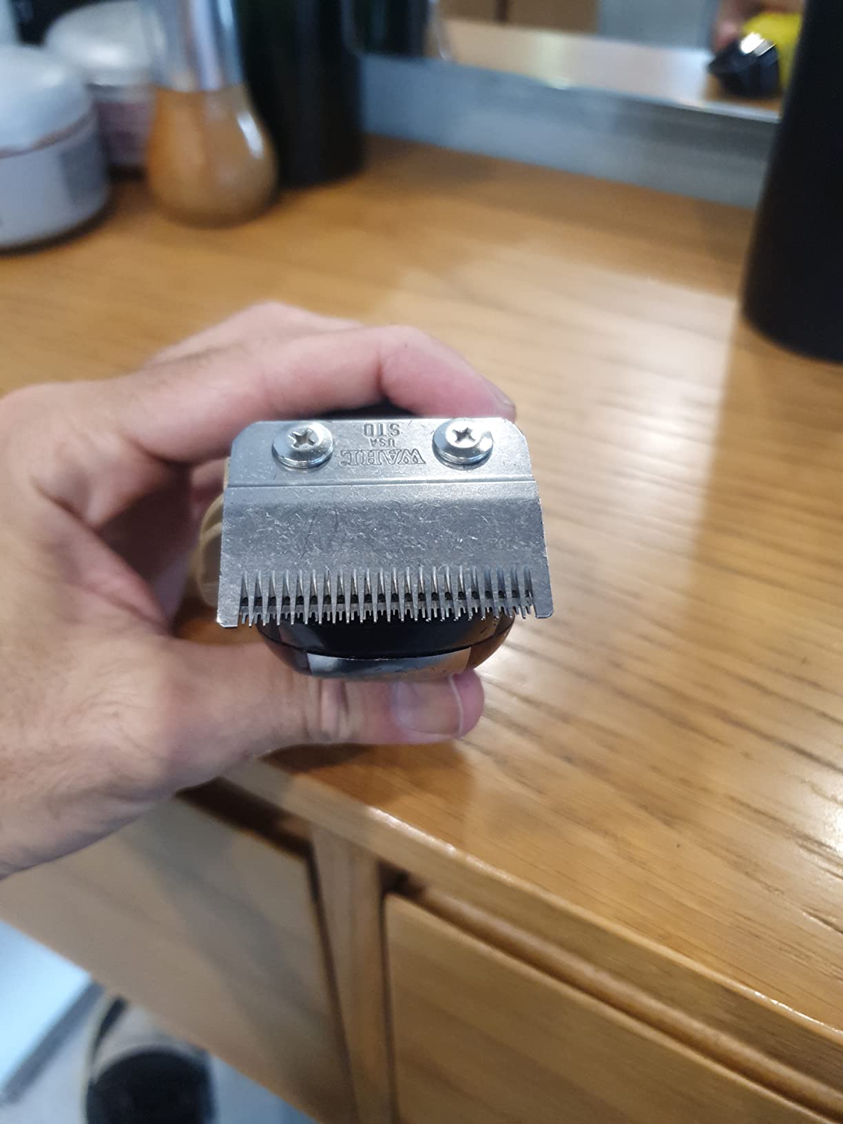 Wahl Professional 2-Hole Stagger-Tooth Clipper Blade for the 5 Star Series Cordless Magic Clip, for Professional Barbers and Stylists Item – 2161 6 Wahl Professional 2-Hole Stagger-Tooth Clipper Blade for the 5 Star Series Cordless Magic Clip, for Professional Barbers and Stylists Item – 2161 - Image 6