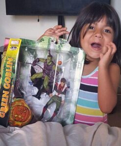 Alternative view of Diamond Select Toys Marvel Select: Classic Green Goblin vs. Spider Man Action Figure