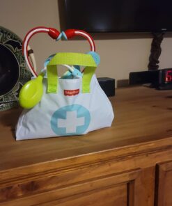 Fisher-Price Preschool Pretend Play Medical Kit 7-Piece Doctor Bag Dress Up Toys for Kids Ages 3+ Years Standard Packaging 25 61BGOVrOryL