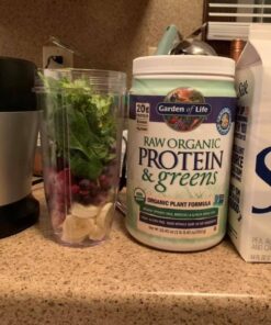 Garden of Life Raw Organic Protein & Greens Vanilla - Vegan Protein Powder for Women and Men, Plant and Pea Proteins, Greens & Probiotics, Gluten Free Low Carb Shake Made Without Dairy 20 Servings 20 Servings (Pack of 1) 32 61Bh52YMpAL