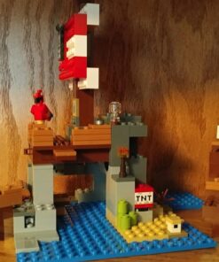 LEGO Minecraft The Pirate Ship Adventure 21152 Building Kit (386 Pieces) 32 61CXik qUyL