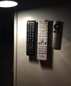 VELCRO Brand Dots with Adhesive White | 200 Pk | 3/4" Circles | Sticky Back Round Hook and Loop Closures for Organizing, Arts and Crafts, School Projects, 91824, 200Pk 35 61Cgu8v2FDL