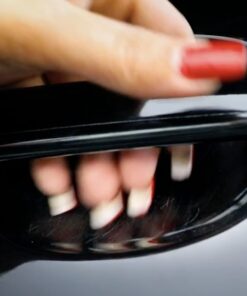 QUIXX 00070-US Paint Scratch Remover Kit, Removes Scratches, Minor Scrapes, and Traces of Unwanted Paint Transfer, Quickly, and Effectively , white (8-Count) 31 61CztY4pL9L