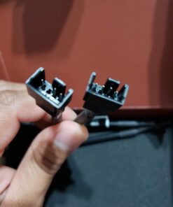 Noctua NA-SYC1, 4 Pin Y-Cables for PC Fans (Black) 33 61D31zFwY4L