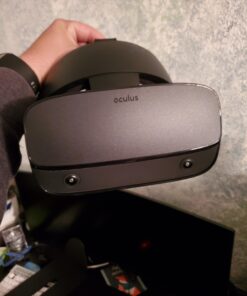 Oculus Rift S PC-Powered VR Gaming Headset 45 61D9jtZb1aL