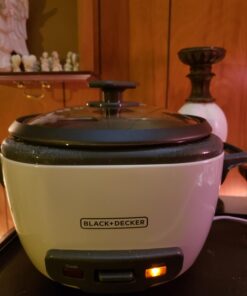 BLACK+DECKER Rice Cooker 14-Cup (Cooked) with Steaming Basket, Removable Non-Stick Bowl, White 27 61DIDBBvB6L