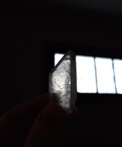 JIC Gem 2 lbs Natural Clear Quartz Crystal Point 2inch Big Size About 20pcs up for Healing and Gift Use 2 Pound (Pack of 1) 41 61DY25hplCL