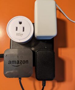 TROND Power Strip Surge Protector - Flat Plug Extension Cord, 8 Widely-Spaced Outlets, 4 USB Charger(1 USB C Port), 5FT Ultra Thin Cord, 1440J, Flat Wall Plug, Desk Charging Station for Travel, Black 5 FT-1 USB C 50 61DwGlW5mKL