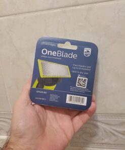 Philips Norelco Genuine OneBlade Replacement Blades, 2 Count, QP220/80 37 61EL6Y9dJ2L