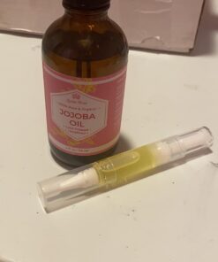 Leven Rose Jojoba Oil, Pure Cold Pressed Natural Unrefined Moisturizer for Skin Hair and Nails 4 oz 4 Fl Oz (Pack of 1) 34 61EULKHGi3L