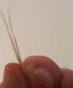 Command Small Decorating Clips, Damage Free Hanging Light Clips with Adhesive Strips, No Tools Small Wall Clips for Hanging Lights and Cables, 40 White Clips and 48 Command Strips 40 Clips 37 61FFWbaOfSL