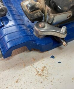 Kreg KMA3700 Accu-Cut XL - Track Saw Guide - With Universal Sled - Make Cross-, Rip- & Angled-Cuts Easily - Straight Cut Guide Track System - Circular Saw Track Guide 34 61FY8 Z4UjL