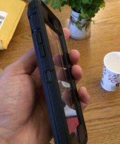 OtterBox iPhone SE 3rd & 2nd Gen, iPhone 8 & iPhone 7 (not compatible with Plus sized models) Defender Series Case - BLACK, rugged & durable, with port protection, includes holster clip kickstand Frustration Free Packaging 39 61FjN7ovpL