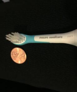 Philips Sonicare for Kids 3+ Genuine Replacement Toothbrush Heads, 2 Brush Heads, Turquoise and White, Compact, HX6032/94 Kids 3+ 37 61Fmx qh2fL