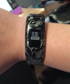 Garmin vivofit 3, Activity Tracker with 1+ Year Battery Life, Sleep Monitoring and Auto Activity Detection, Black Regular 57 61FvaEqxz4L