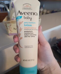 Aveeno Baby Bathtime Solutions Baby & Me Gift Set with Baby Wash & Shampoo, Calming Baby Bath & Wash, Baby Daily Moisturizing Lotion & Stress Relief Body Wash for Mom, Soap-Free, 4 items 35 61GCabKX lL