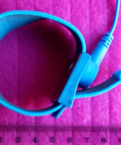 Anti Static Wrist Straps - 3 Pack - Reusable Anti-Static Wrist Straps equipped with Grounding Wire and Alligator Clip - Enables you to Ground Yourself while working on Sensitive Electronics 2x Black + 1x Blue 38 61GUfh0ypyL