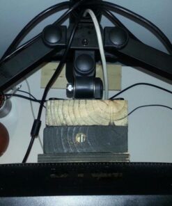 Mount-It! Triple Monitor Mount | 3 Monitor Desk Stand | Fits Three Computer Screens 19 20 21 22 23 24 Inches | C-Clamp Base | Heavy Duty Full Motion Tri Arms | VESA 75 100 Compatible up to 24 inches 46 61Gf0s6kkwL