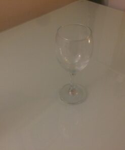 Signature Design by Ashley Baraga Contemporary Glass L-Shaped Home Office Desk, White 71 61HGP8hDKbL