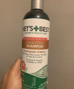 Vet’s Best Flea & Tick Advanced Strength Dog Shampoo - Dog Flea and Tick Treatment - Plant-Based Formula - Certified Natural Oils - 12 oz 26 61HQF8E7jL 1