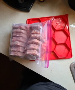 Burger Master Innovative 8-in-1 Burger Press & Freezer Container Makes 8 Quarter-Pound Burgers 32 Oz., Tasty Amazing Burgers, Easy-To-Clean & Dishwasher Safe 1 51 61HWkXY1L 1