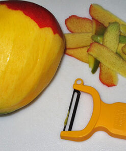 Kuhn Rikon Original Swiss Peeler 3-Pack Red/Green/Yellow Set of 3 Y Type Peeler 29 61Hw5kPJNpL