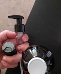 Viva Naturals Sweet Almond Oil - 100% Pure Hair and Skin Softener, Non-Greasy for Massage, Carrier Oil for Essential Oils and DIY Beauty Blends, Expeller-Pressed Almond Oil for Body, Non-GMO, 16 fl oz 16 Fl Oz (Pack of 1) 44 61JSj3tgFxL