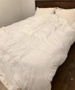 SUPERIOR Brushed Microfiber Solid Comforter, Down Alternative Bedding, Reversible, Medium Weight, Fluffy, Decorative, Duvet Insert, Oversized Blanket, Box Quilt Design, Queen, White 57 61JsIoOuu7L