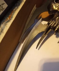 Masters Collection – Fantasy Claw Display Knife – Black and Satin Finish Stainless Steel Blades, Cast Metal Skull, Includes Wood Display Stand, Collectible, Self Defense – MC-2091, 13-Inch 26 61KZWxnnrIL