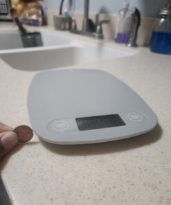 Greater Goods Gray Food Scale - Digital Display Shows Weight in Grams, Ounces, Milliliters, and Pounds | Perfect for Meal Prep, Cooking, and Baking | A Kitchen Necessity Designed in St. Louis Plastic Ash Grey 38 61LDbCrCr6L