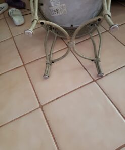 Smart Surface 8725 Heavy Duty Self Adhesive Furniture Felt Pads 1-Inch Round Oatmeal 96-Piece Value Pack in Resealable Bag 9 61LNEW1FC6L