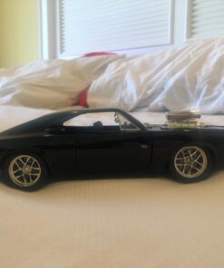 Jada Toys Fast & Furious –Metal Dom & 1970 Dodge Charger R/T (1:24) 28 61M9OTFJtzL