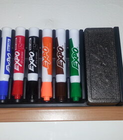 EXPO 83056 Original Dry Erase Set, Chisel Tip, Assorted Colors, 7-Piece with Organizer 13 61MrHnUa6wL