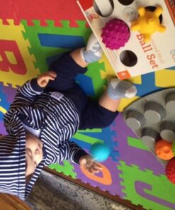 Infantino Textured Multi Ball Set - Toy for Sensory Exploration and Engagement for Ages 6 Months and up, 6 Piece Set 34 61NOeCPgwvL