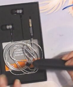 sephia SP3060 Wired Headphones, HD Bass Driven Audio, Lightweight Aluminum Wired in Ear Earbud Headphones, S/M/L Ear Bud Tips, Earphone Case, 3.5mm Tangle-Free Cord (Without Mic) 55 61Nicfx 5GL