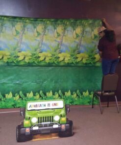 Beistle Jungle Trees Wall Backdrop, 4’ x 30’ – Photo Backdrop, Easy to Adhere Wall Covering, Tropical Party Decorations, Jungle Party Decorations, Greenery Backdrop, Party Decor 31 61NqfgWVH3L