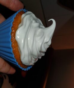 Mirenlife Silicone Cupcake Liners Reusable Silicone Baking Cups Nonstick Muffin Molds Easy Clean Silicone Muffin Liners, 24 Pieces in 8 Rainbow Colors 40 61NzJnGMlGL