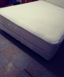 Utopia Bedding Premium Zippered Mattress Encasement (Fits 10 Inches Mattress, Queen) - Waterproof and Bed Bug Proof Mattress Protector - Six-Sided Mattress Cover 10" Deep 37 61OO6Nh83gL